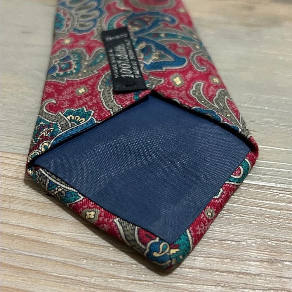 Strathmore Men’s Elegant Paisley Floral Red Blue Men's Tie Silk Career Business - Picture 4 of 7